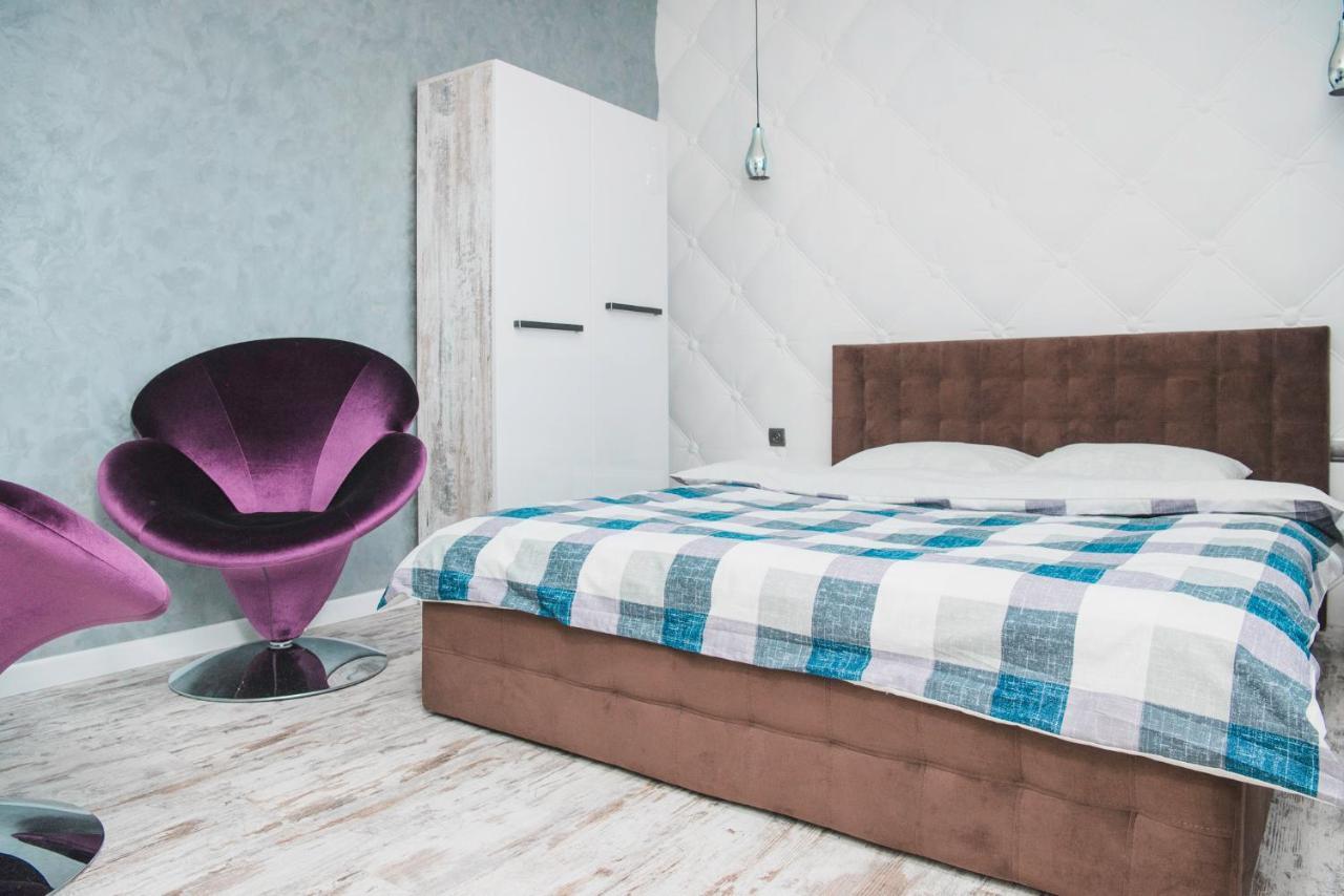 Апартаменти В Центрі Львова Exteriör bild